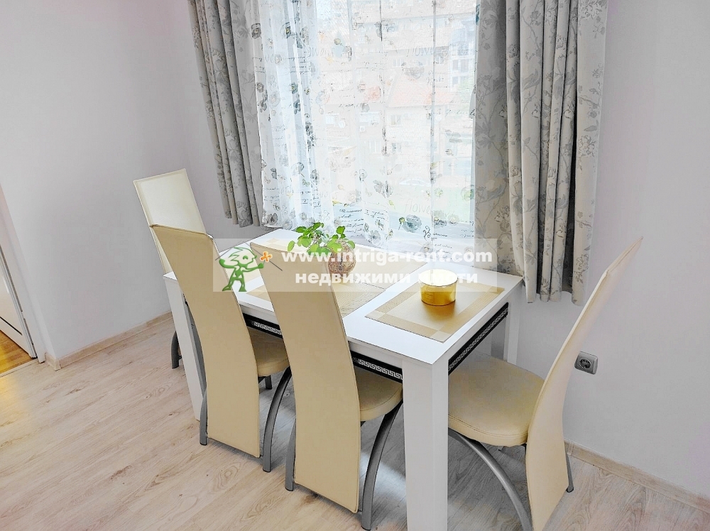 Three-room, compact, luxury monolithic apartment for rent — new construction, located in the ideal center of the city of Haskovo.
