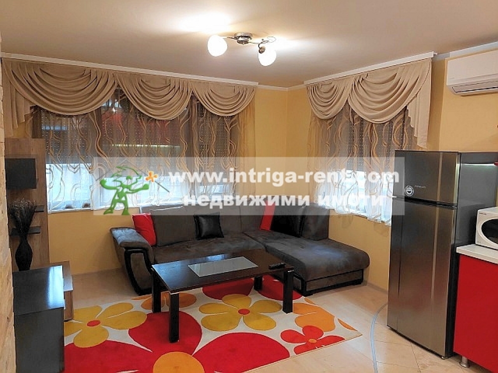 Two-room, luxurious, fully furnished apartment with a private indoor parking space, located in the Voevodski neighborhood of Haskovo.