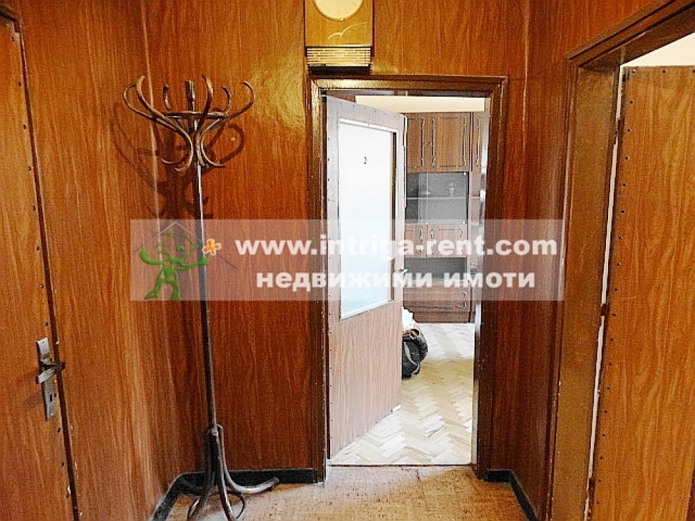 Four-room monolithic apartment for rent, located in the Uchilishni neighborhood of the city of Haskovo.
