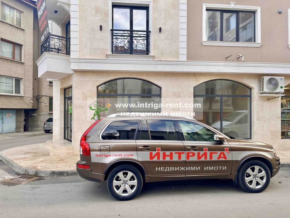 Rent and prosper! Prestigious, luxurious commercial space for rent - new construction, located in the Uchilishni neighborhood of the city of Haskovo.