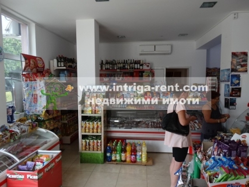 Торговый объект — магазин продовольственных товаров на продажу/в аренду в кв. „Воеводски“, г. Хасково.