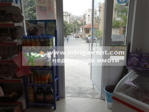 Торговый объект — магазин продовольственных товаров на продажу/в аренду в кв. „Воеводски“, г. Хасково.