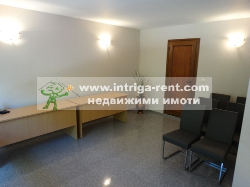 Commercial premises – Representative office/agency for rent in the center of Haskovo.