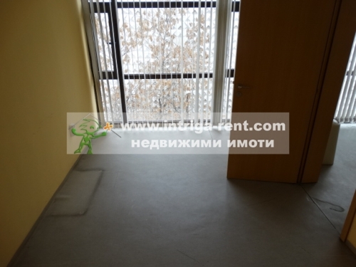 Offices for rent in a luxury business building, situated in the heart of Haskovo.