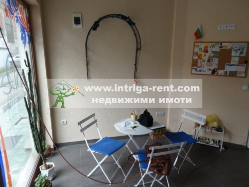 Commercial property - tanning studio / shop for rent in the center of Haskovo.