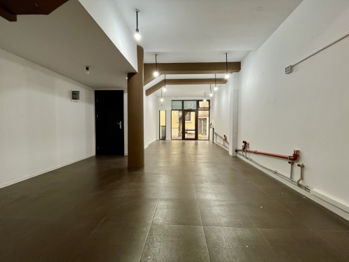 EXCLUSIVE!!! Commercial premises for rent, consisting of a shop for industrial goods/services — newly constructed, located in the center of Haskovo.