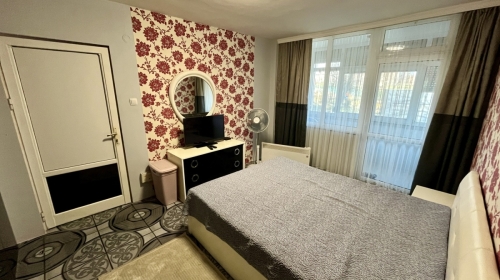 Classic cozy home with a fireplace and three bedrooms - an urban retreat in the center of Haskovo!