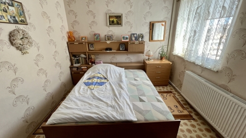 Пълният пакет за ценители – Дом с перфектна локация, само за Вас !