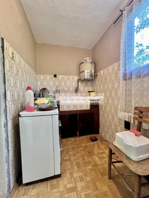 Your idyll in Kenana! A two-story villa with a yard, ready for renovation!