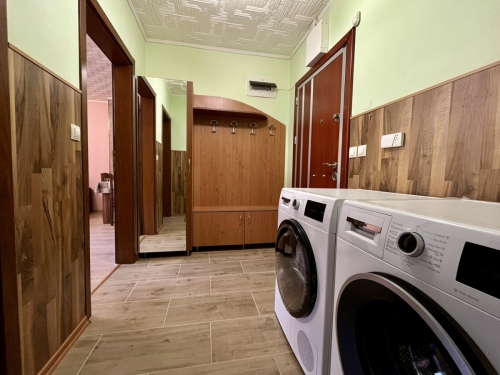 Two-room, luxurious, fully furnished monolithic apartment for rent - newly built, located in the Ovcharski district of Haskovo.