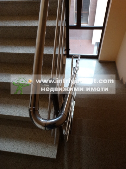 Two-room, new, luxurious, fully furnished monolithic apartment for rent in the Mladezhki Halm neighborhood, Haskovo.