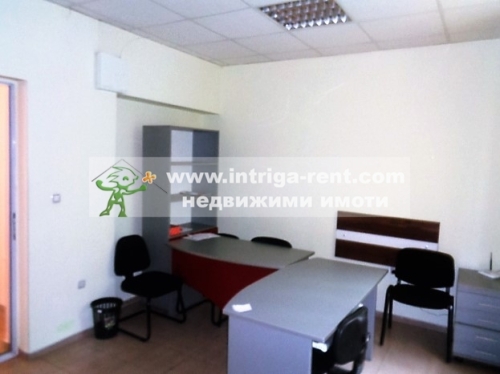 Representative office/chambers for rent, located in the very center of the city of Haskovo.
