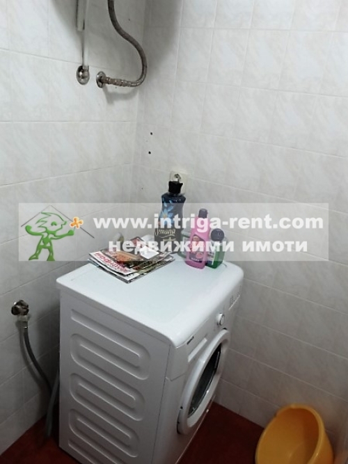 Four-room monolithic apartment for rent, located in the very center of the city of Haskovo.