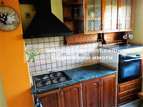Four-room monolithic apartment for rent, located in the very center of the city of Haskovo.