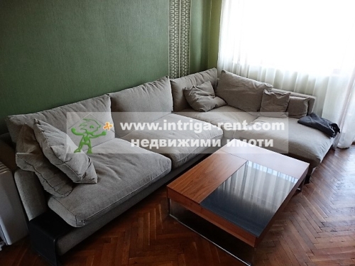 Four-room monolithic apartment for rent, located in the very center of the city of Haskovo.