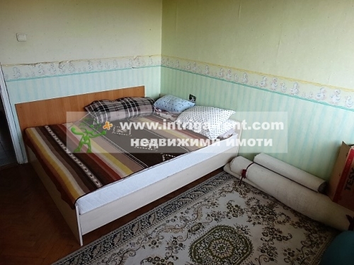 Four-room monolithic apartment for rent, located in the very center of the city of Haskovo.
