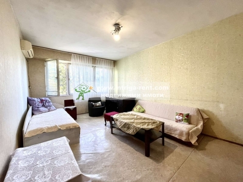 Two-room apartment for rent, located in the Lyuben Karavelov neighborhood of Haskovo.