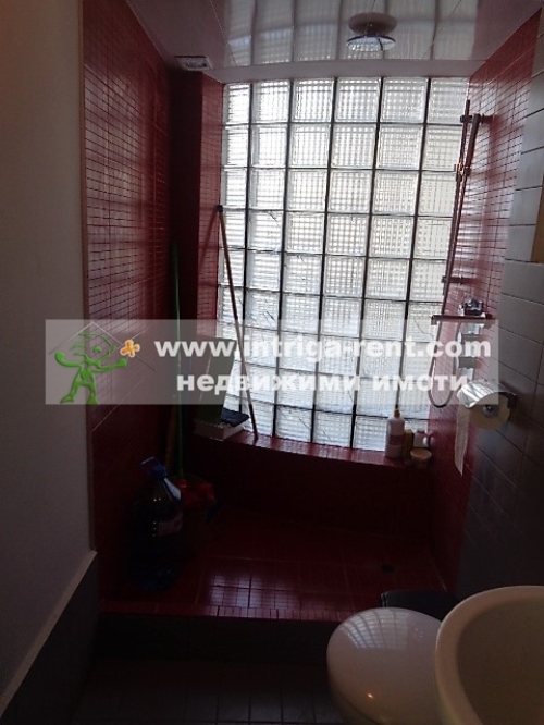 HALL FOR ADMINISTRATIVE AND RECREATIONAL ACTIVITY FOR RENT, located in the Uchilishni neighborhood of the city of Haskovo.