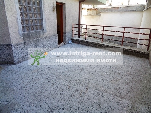 HALL FOR ADMINISTRATIVE AND RECREATIONAL ACTIVITY FOR RENT, located in the Uchilishni neighborhood of the city of Haskovo.