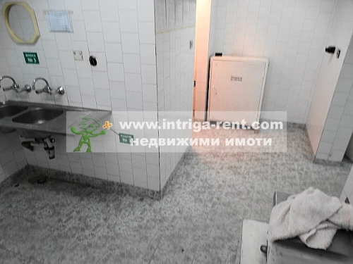 Commercial premises for rent, consisting of a fully equipped FOOD STORE, located in the Kameni district of the city of Haskovo.