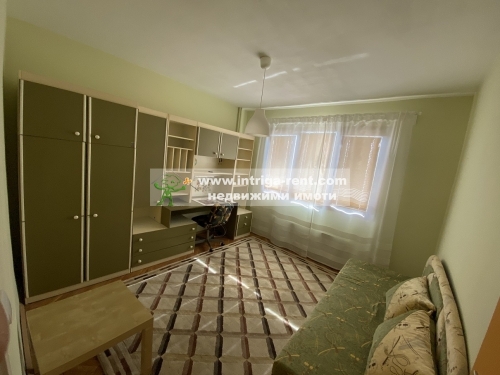 Three-room apartment for rent, located in a new, fully renovated residential building in the elite Lyuben Karavelov neighborhood, Haskovo.
