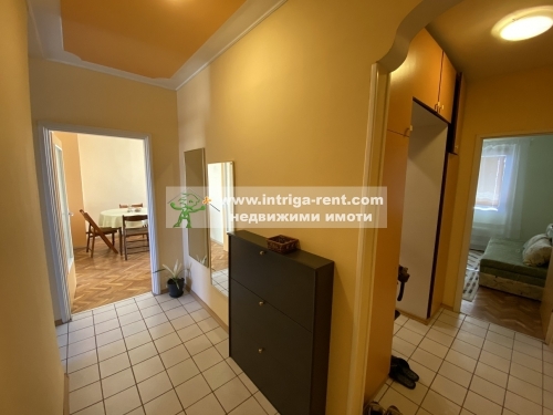 Three-room apartment for rent, located in a new, fully renovated residential building in the elite Lyuben Karavelov neighborhood, Haskovo.