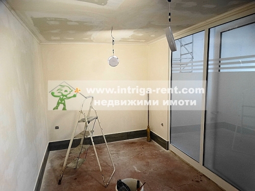 New commercial representative office - showroom for rent, located in the South Industrial Zone of Haskovo.