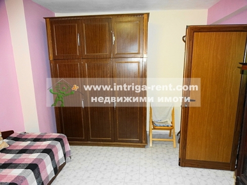 Two-room monolithic apartment for rent, located in the prime center of Haskovo.