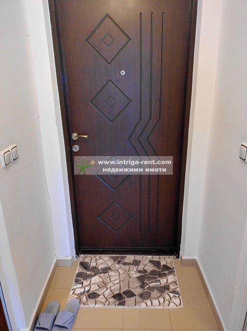 Three-room, compact, luxury monolithic apartment for rent — new construction, located in the ideal center of the city of Haskovo.