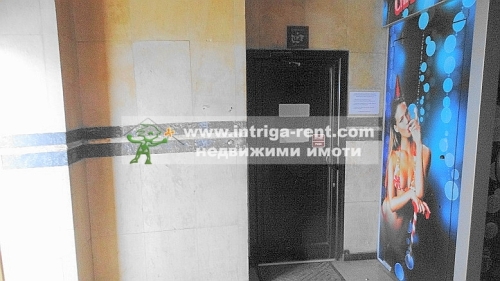 TOP LOCATION!!! An exceptionally attractive commercial property — a SHOP FOR INDUSTRIAL / FOOD PRODUCTS — located in the very center of Haskovo.