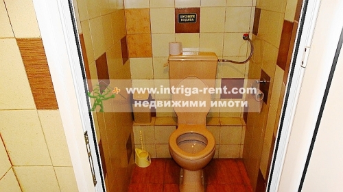 TOP LOCATION!!! An exceptionally attractive commercial property — a SHOP FOR INDUSTRIAL / FOOD PRODUCTS — located in the very center of Haskovo.