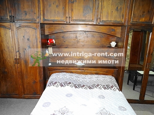 One-room furnished apartment for rent - studio, located in the elite Lyuben Karavelov neighborhood of the city of Haskovo.