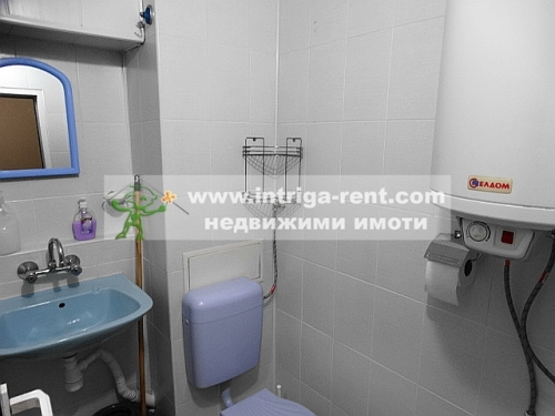 One-room furnished apartment for rent - studio, located in the elite Lyuben Karavelov neighborhood of the city of Haskovo.