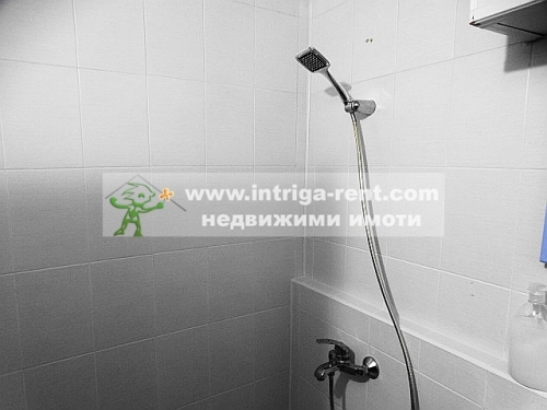 One-room furnished apartment for rent - studio, located in the elite Lyuben Karavelov neighborhood of the city of Haskovo.