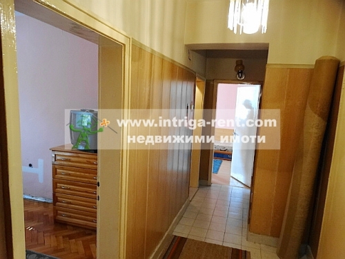Three-room monolithic apartment for rent, located in the Druzhba district of Haskovo.
