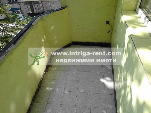 Three-room monolithic apartment for rent, located in the Druzhba district of Haskovo.