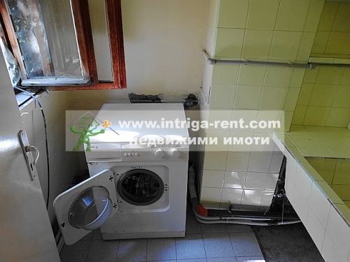 Three-room monolithic apartment for rent, located in the Druzhba district of Haskovo.