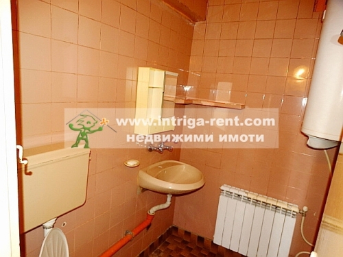 Three-room monolithic apartment for rent, located in the Druzhba district of Haskovo.