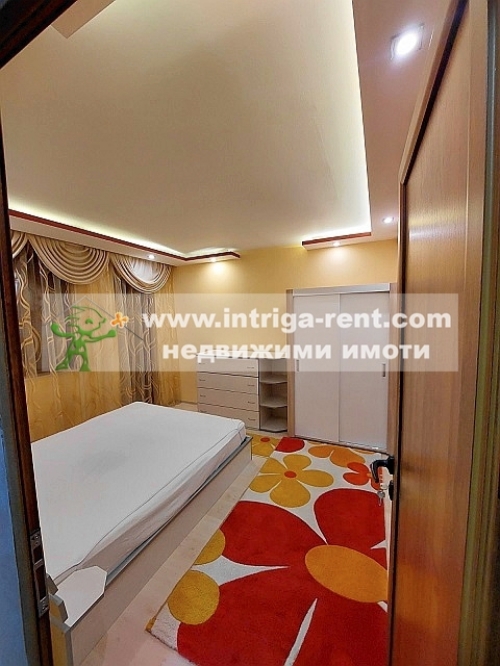 Two-room, luxurious, fully furnished apartment with a private indoor parking space, located in the Voevodski neighborhood of Haskovo.