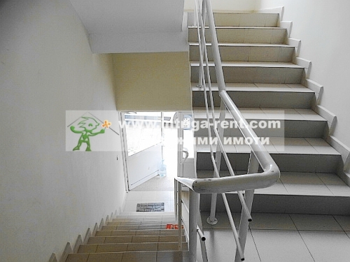 Three-room monolithic apartment for rent with a detached garage - new construction, located in the Ovcharski district of Haskovo.