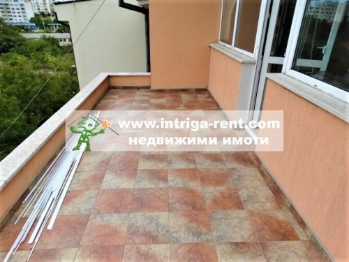 Three-room, semi-furnished apartment located in the Kamenni neighborhood of Haskovo.