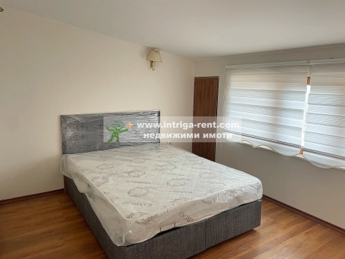 Three-room, semi-furnished apartment located in the Kamenni neighborhood of Haskovo.