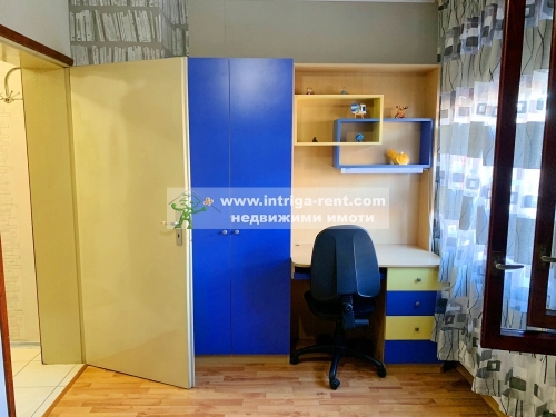 Three-room, fully furnished apartment for rent, with an outdoor parking space, located in the Ovcharski neighborhood of Haskovo.