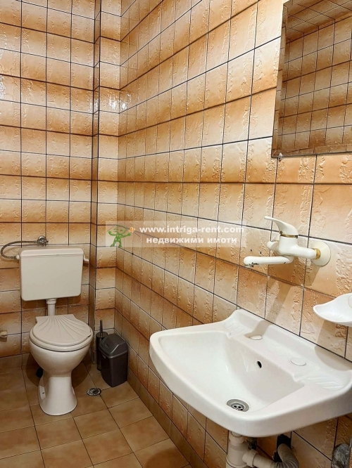 Two-room monolithic apartment for rent, located in the Druzhba neighborhood of Haskovo.
