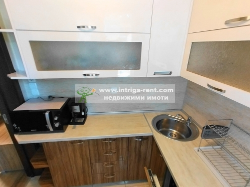 Two-room, luxurious, fully furnished monolithic apartment for rent, located in the very center of Haskovo.