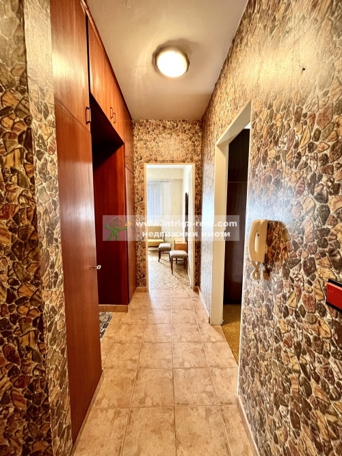 Large three-room furnished apartment for rent, located in the very center of the city of Haskovo.