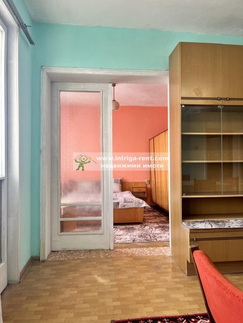 Three-room furnished apartment for rent, located in the Druzhba neighborhood of Haskovo.
