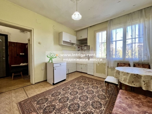 Two-room monolithic apartment for rent, located in the Ovcharski district of Haskovo.