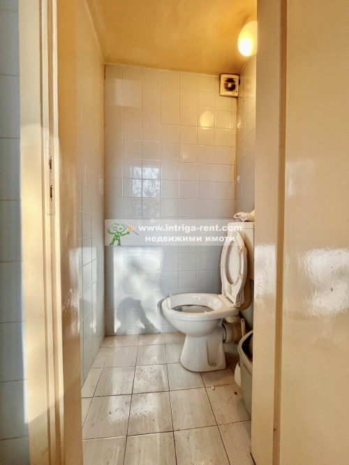 Your successful business location in the center of Haskovo is now waiting for you - a commercial property with huge potential!