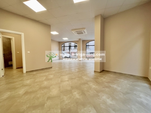 Rent and prosper! Prestigious, luxurious commercial space for rent - new construction, located in the Uchilishni neighborhood of the city of Haskovo.